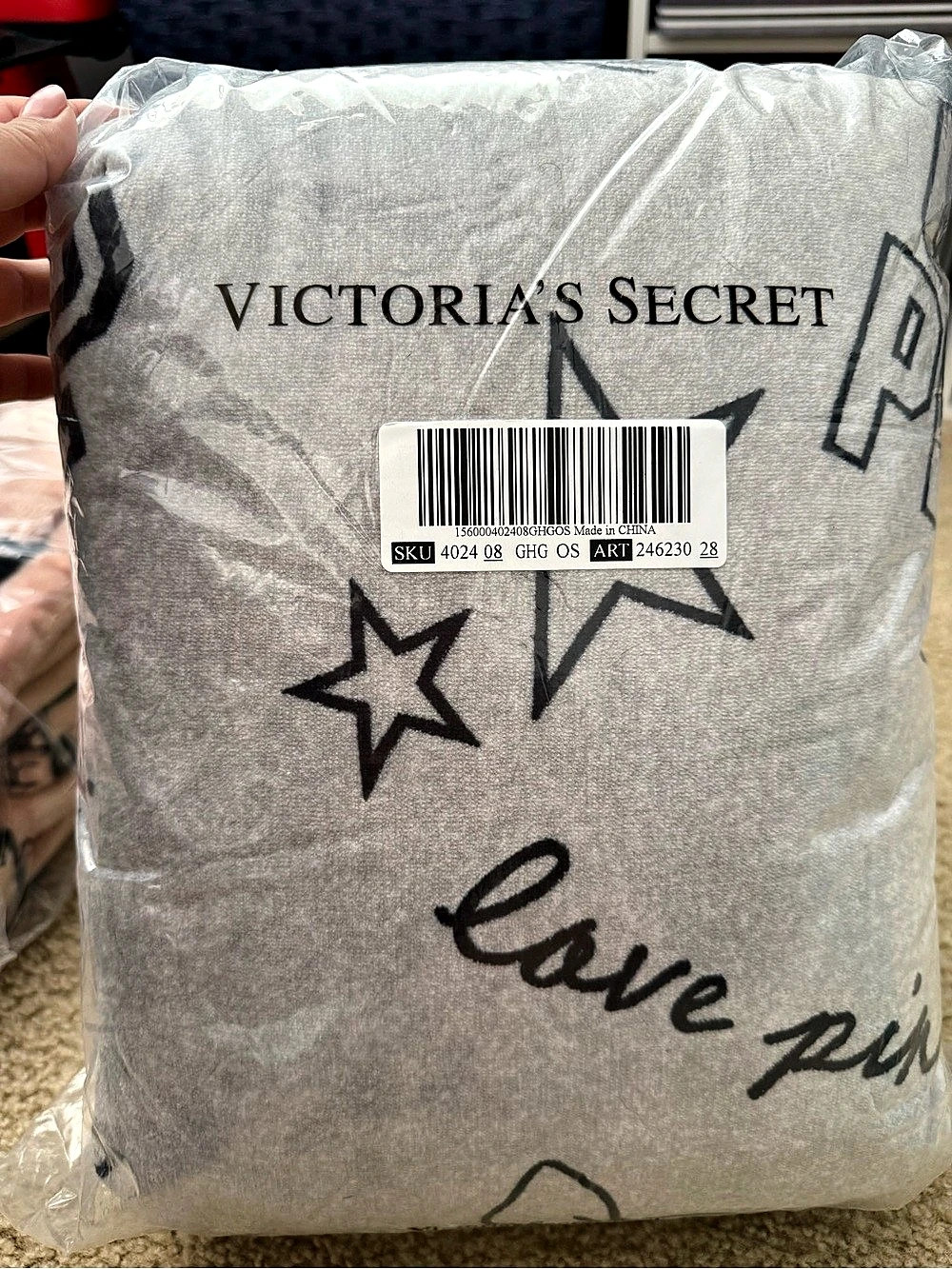 Victoria's Secret Pink gray blanket NWT